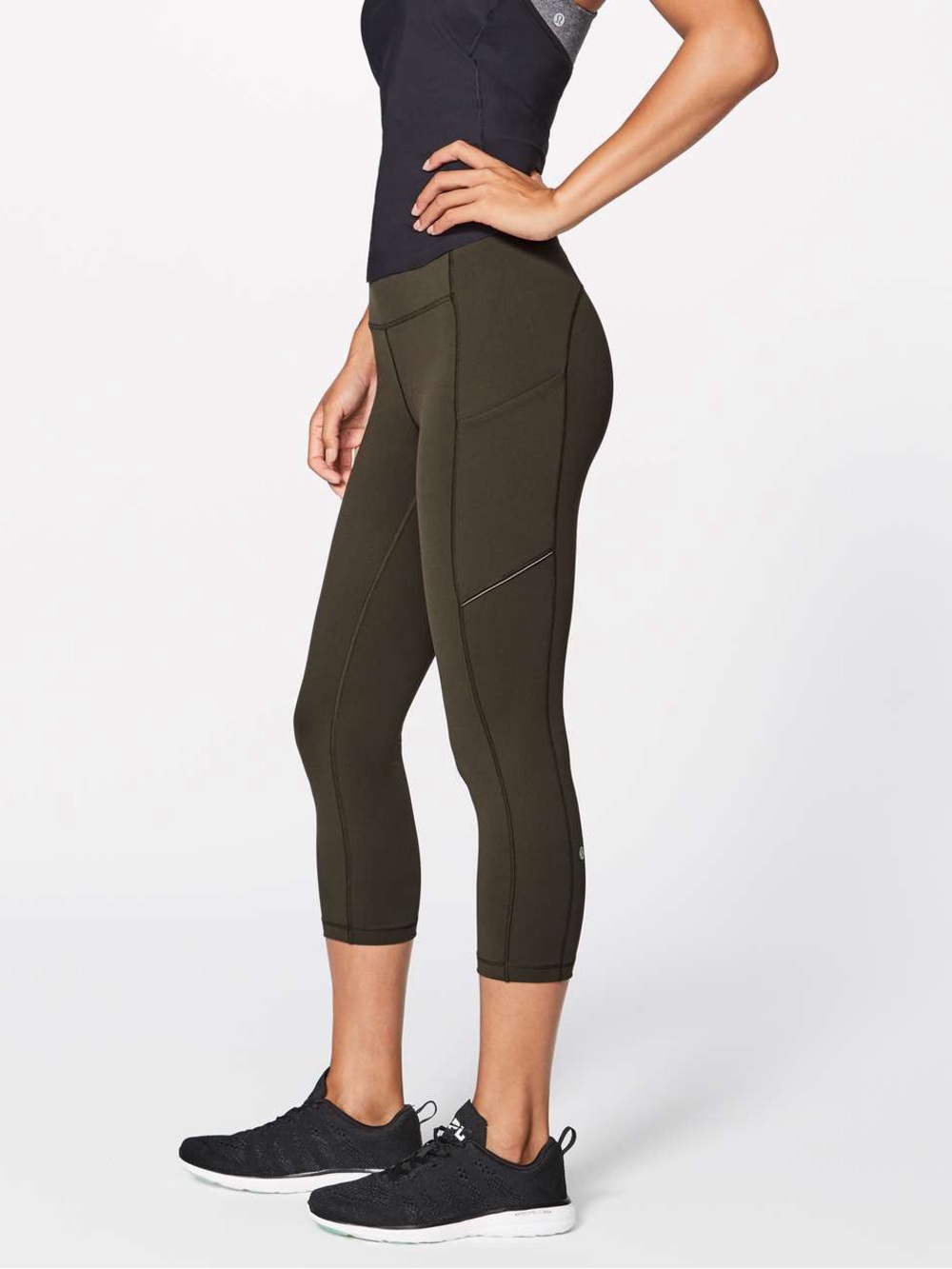 lululemon | speed up leggings 21” crop in olive green size 6